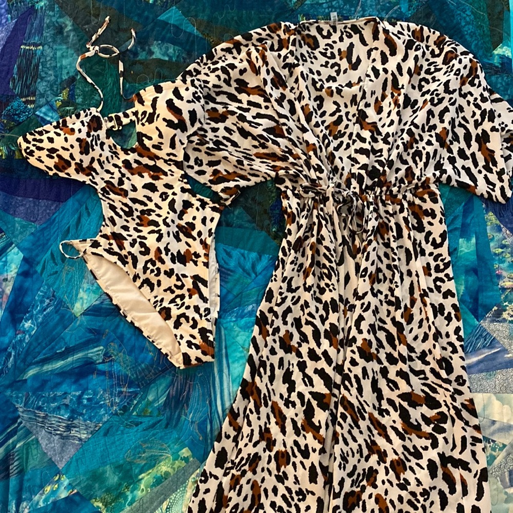 Forever 21 Leopard Print Cut Out Swim Bathing Suit and Kimono Cover Up Size S